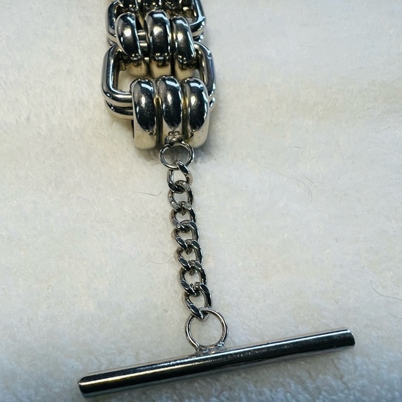 Uni-sex Chunky Chain Silver Bracelet - Picture 5 of 7